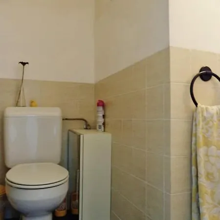 Bright And Comfortable Room Appartamento